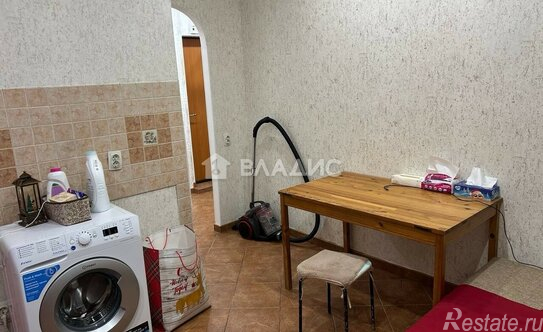 Продажа 1-комн квартиры на вторичном рынке улица Грина,  д. 1 к8