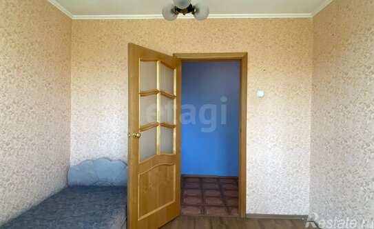 Продажа 3-комн квартиры на вторичном рынке Кириши, ул Нефтехимиков,  д. 19