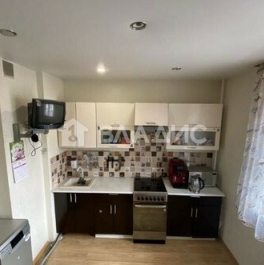 Продажа 1-комн квартиры на вторичном рынке ул Десантников,  д. 14