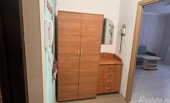 Продажа 1-комн квартиры на вторичном рынке Домодедовская улица,  д. 38 к1