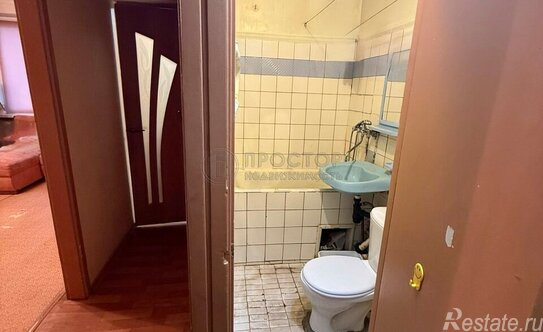 Продажа 1-комн квартиры на вторичном рынке улица Юных Ленинцев,  д. 47 к1