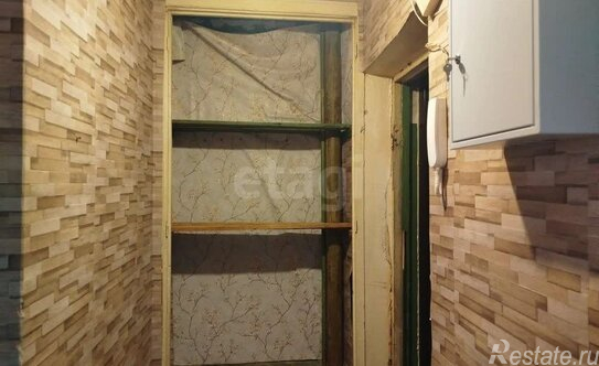 Продажа 1-комн квартиры на вторичном рынке Кириши, пр-кт Ленина,  д. 9