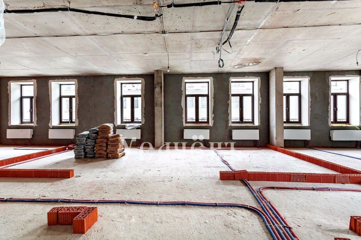 Продажа 3-комн квартиры на вторичном рынке Большая Никитская улица, 17С1