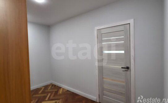 Продажа 1-комн квартиры на вторичном рынке Лабораторный пр-кт,  д. 27
