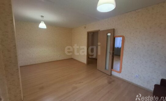 Продажа 3-комн квартиры на вторичном рынке Шушары п, Ростовская ул,  д. 6 к1