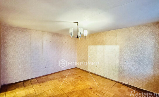 Продажа 2-комн квартиры на вторичном рынке Луначарского пр-кт,  д. 88 к1