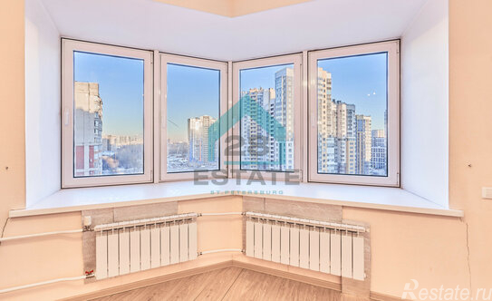 Продажа 2-комн квартиры на вторичном рынке Дунайский пр-кт,  д. 5,  к. 6