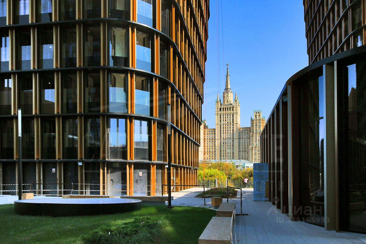 Продажа 5-комн квартиры на вторичном рынке Дружинниковская улица, 15