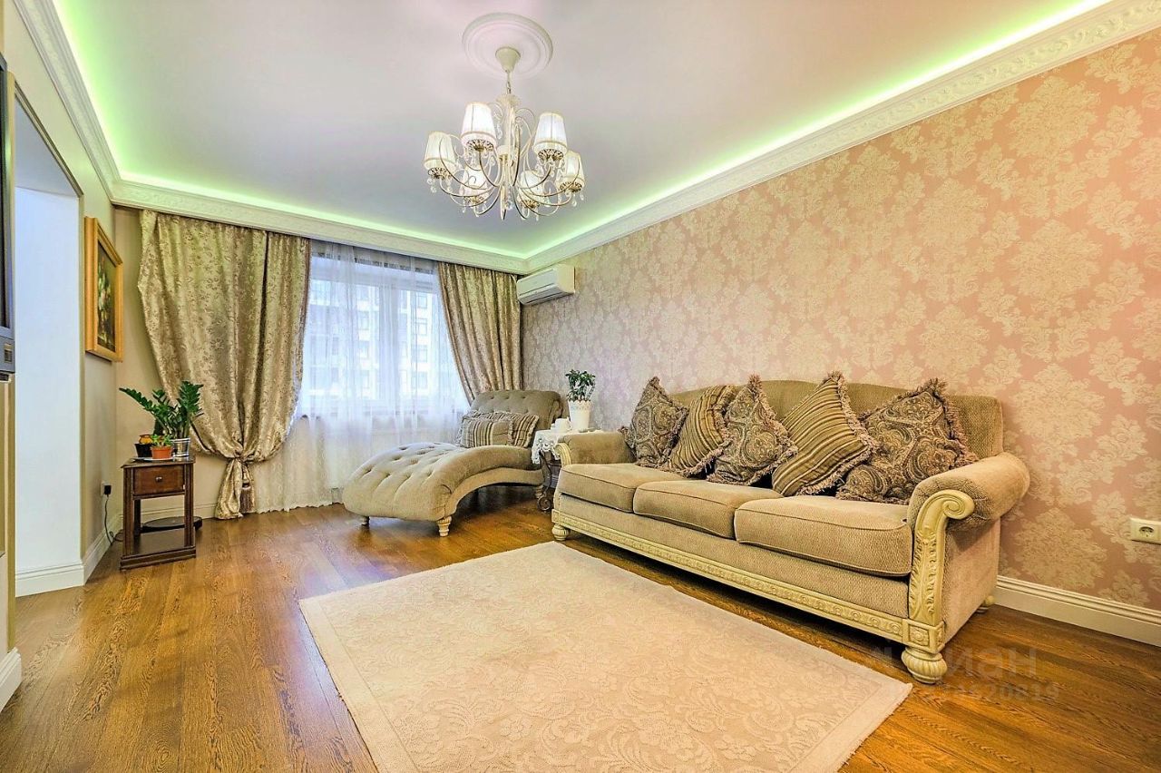 Продажа 4-комн квартиры на вторичном рынке Варшавская улица, 6к1