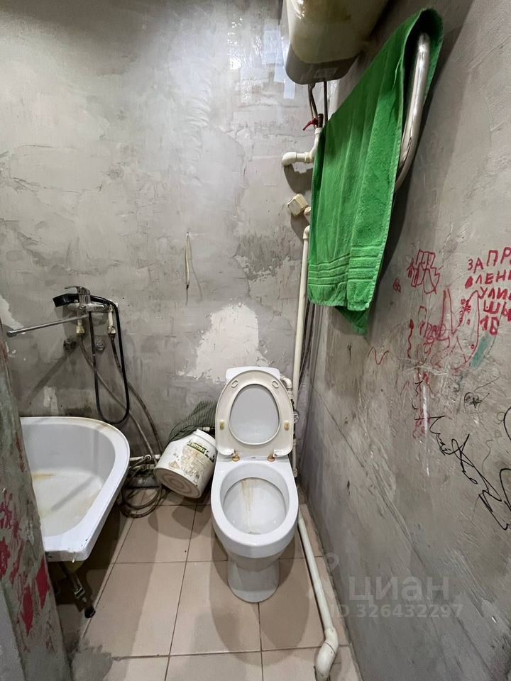 Продажа комнаты Запрудня пгт, улица Ленина, 16