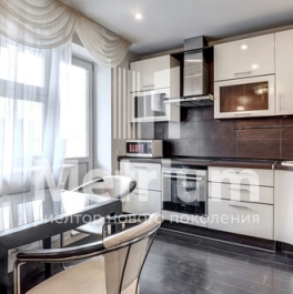 Продажа 2-комн квартиры на вторичном рынке Самотечный 1-й пер,  д. 22