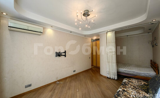 Продажа 1-комн квартиры на вторичном рынке Батайский проезд,  д. 9