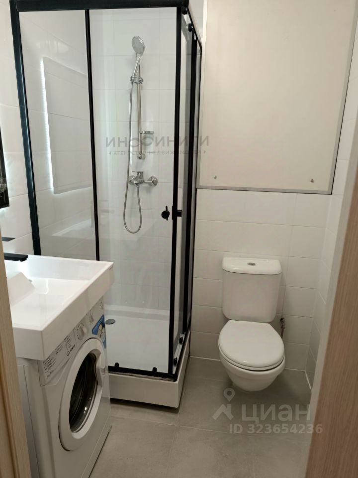 Продажа студии улица Александры Монаховой, 83