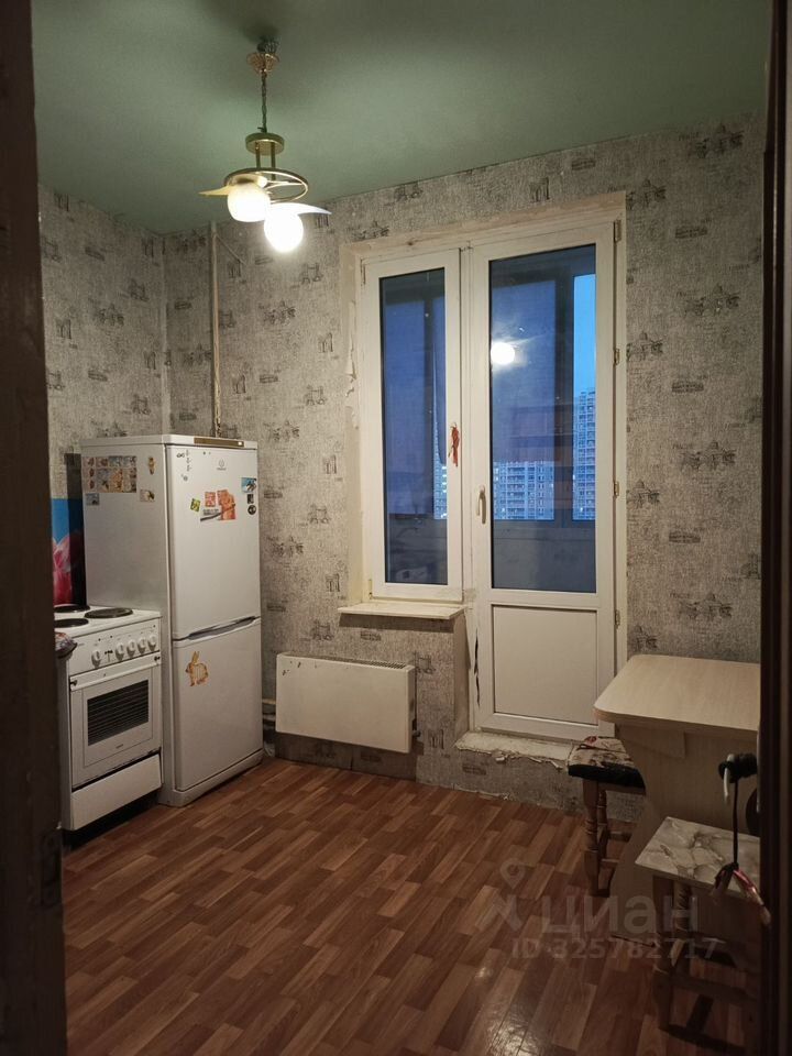 Продажа 1-комн квартиры на вторичном рынке Подольск, улица 43-й Армии, 15
