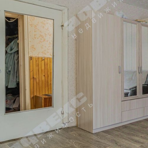 3-комн квартира д. Разметелево, 7