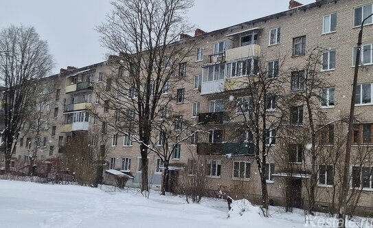 Продажа 2-комн квартиры на вторичном рынке Сланцы, ул Спортивная,  д. 19