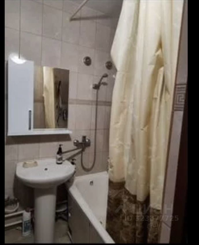 Продажа 3-комн квартиры на вторичном рынке Одинцово, Солнечная улица, 16