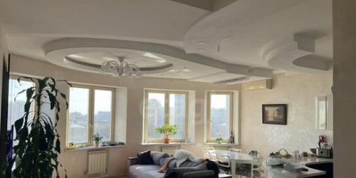 3-комн квартира Парковая 10-я ул,  д. 20