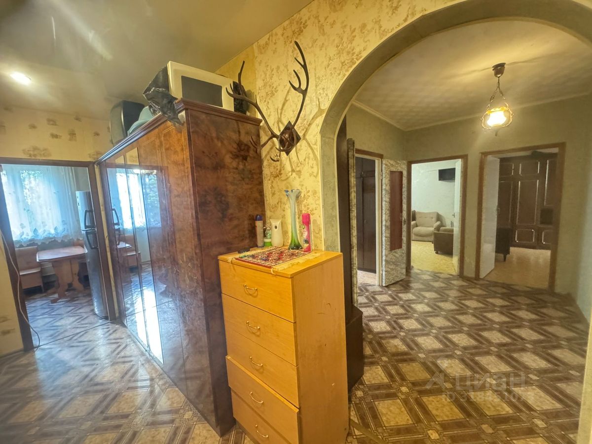 Продажа 3-комн квартиры на вторичном рынке улица Генерала Белобородова, 16