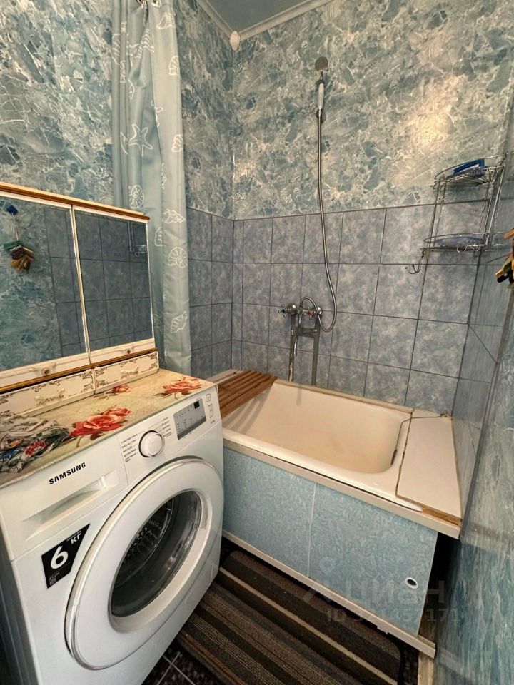 Продажа 2-комн квартиры на вторичном рынке СХТ исторический район, Рощино пгт