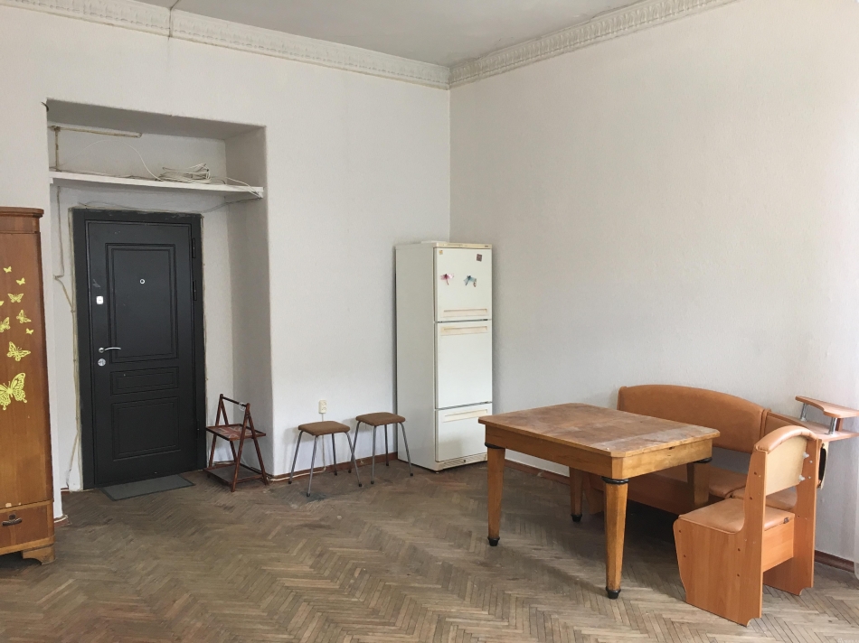 Продажа комнаты Красного Курсанта ул ,  д. 23