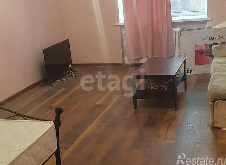 Продажа 3-комн квартиры на вторичном рынке ул Красного Курсанта,  д. 26