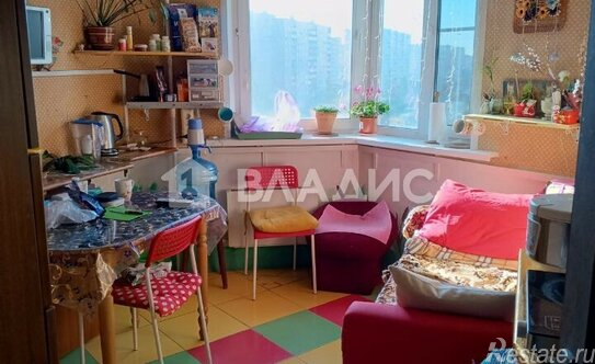 Продажа 2-комн квартиры на вторичном рынке Болшево, улица Исаева,  д. 9