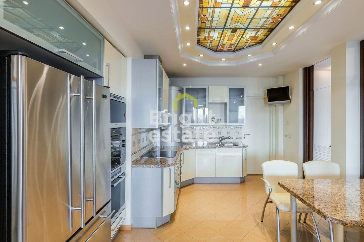 Продажа 4-комн квартиры на вторичном рынке Иваньковское шоссе, 5