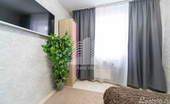 Продажа 3-комн квартиры на вторичном рынке микрорайон Северный, улица Гагарина,  д. 48