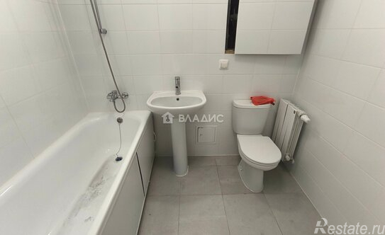 Продажа 2-комн квартиры на вторичном рынке Амурская ул,  д. 1 к1