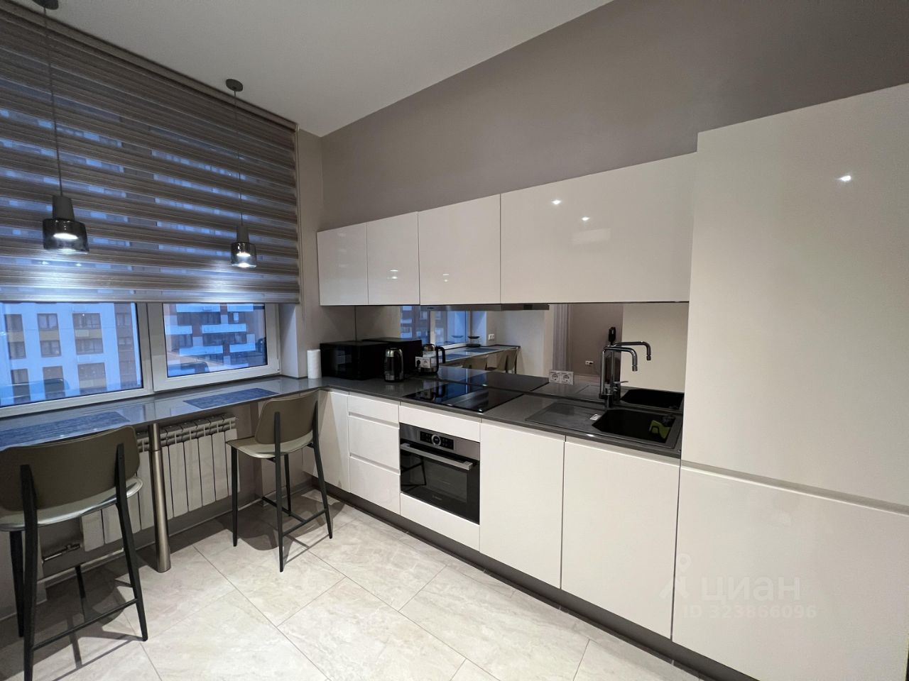 Аренда 2-комн квартиры на вторичном рынке Новоивановское пгт, улица Агрохимиков, 15А