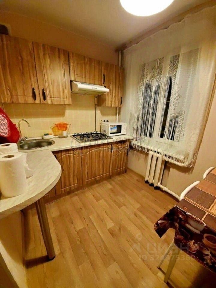Продажа 3-комн квартиры на вторичном рынке Авиационный переулок, 8