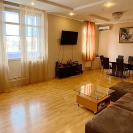 Аренда 2-комн квартиры на вторичном рынке улица Соловьиная Роща,  д. 9