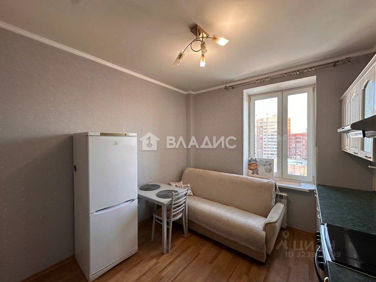 Продажа 1-комн квартиры на вторичном рынке Бухарестская улица, 118к3