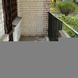 Продажа 1-комн квартиры на вторичном рынке Красное Село г, Красногородская ул,  д. 5,  к. 2