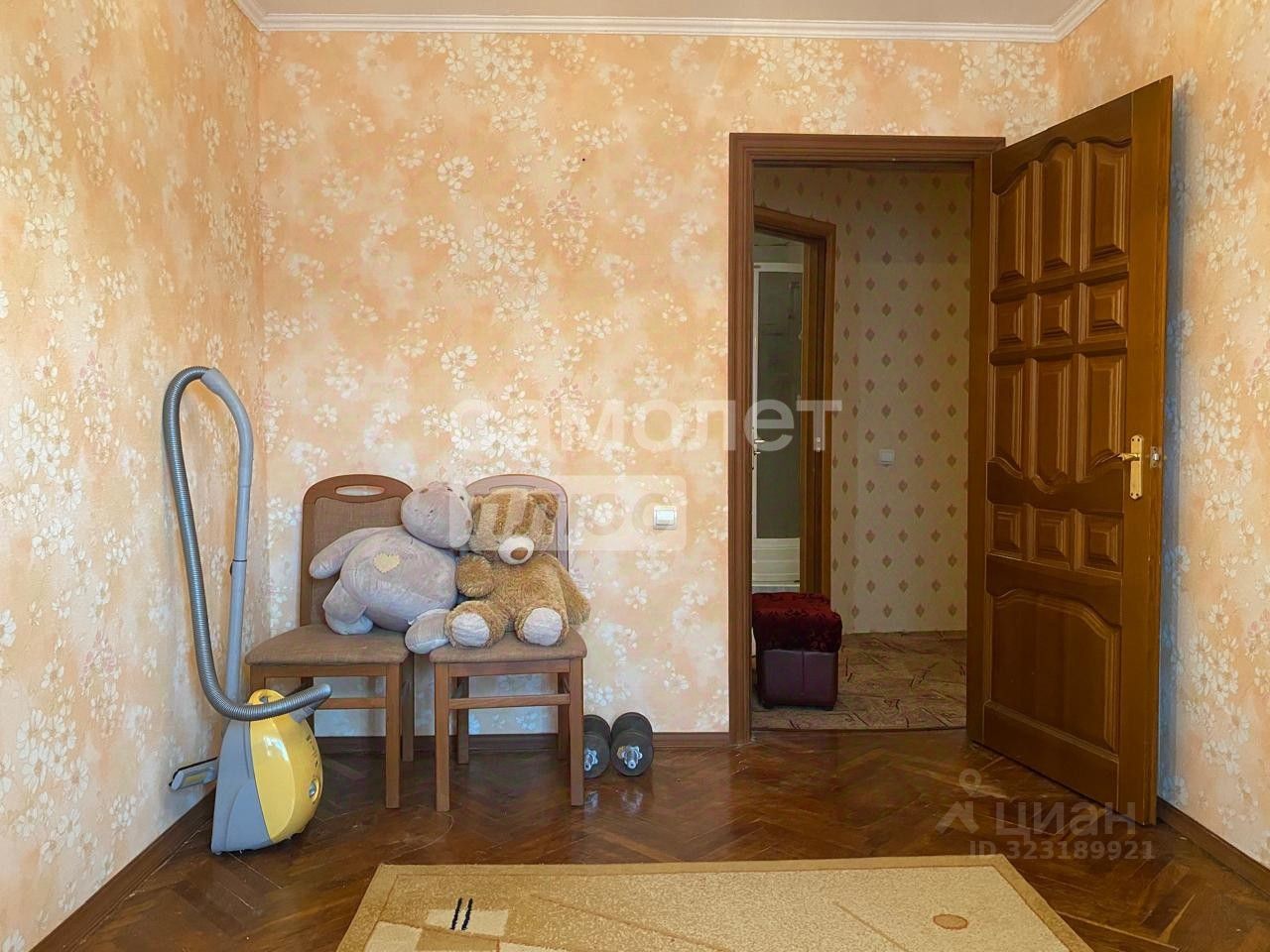 Продажа 3-комн квартиры на вторичном рынке д. Гришенки, 1