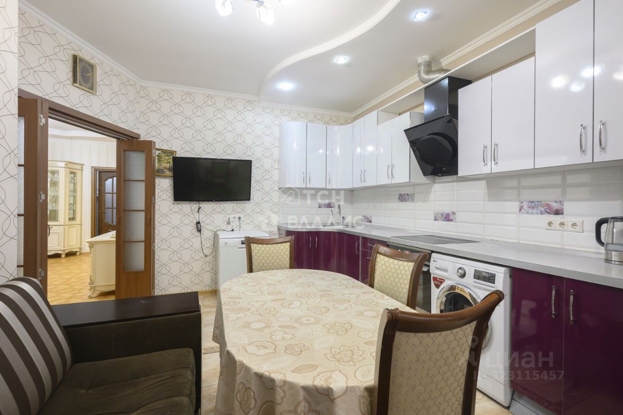 Продажа 4-комн квартиры на вторичном рынке Балашиха, улица Чистопольская, 30