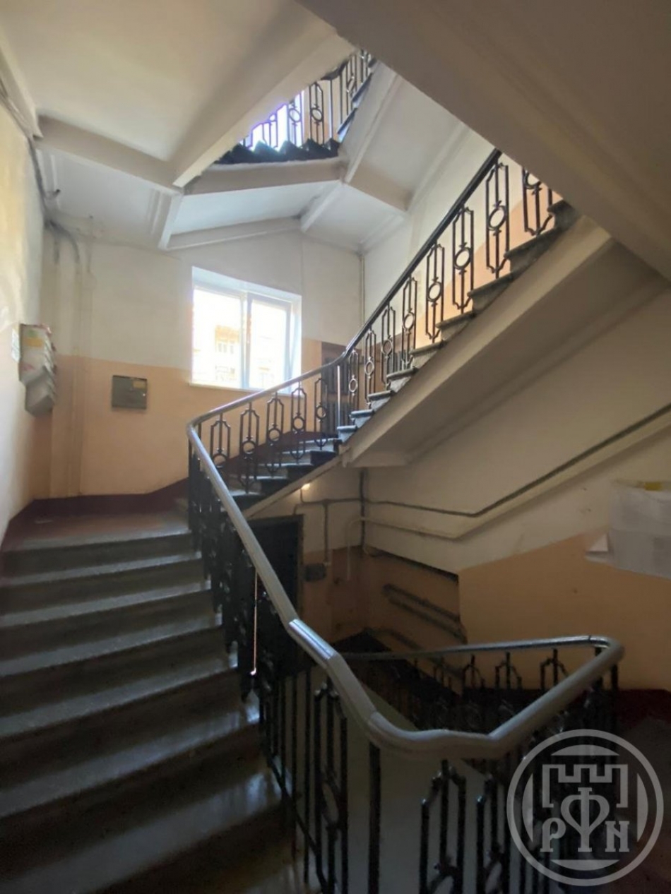 Продажа 3-комн квартиры на вторичном рынке Зайцева ул. ,  д. 3