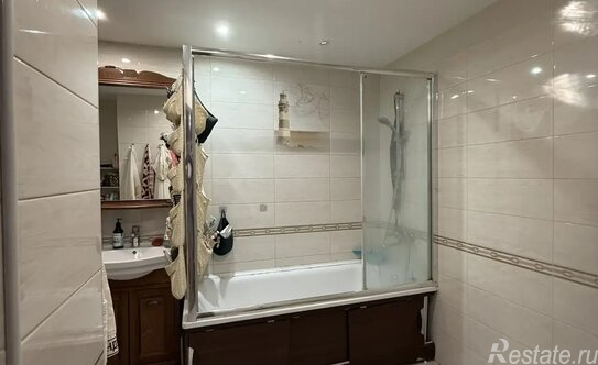 Продажа 5-комн квартиры на вторичном рынке ул Академика Волгина,  д. 8,  к. 2