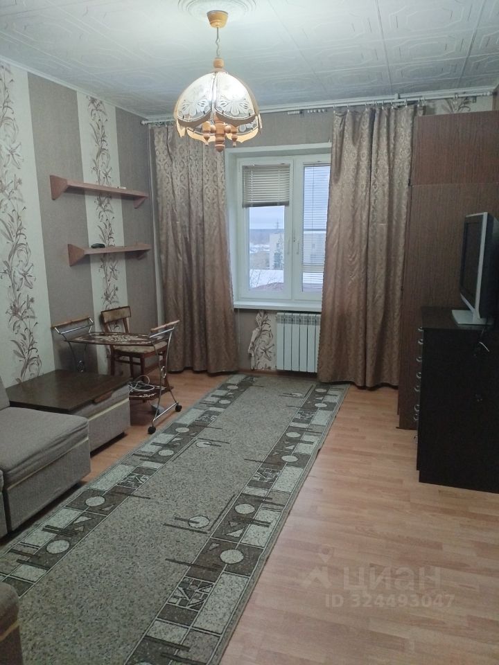 Аренда 2-комн квартиры на вторичном рынке Отрадное, Центральная улица, 17