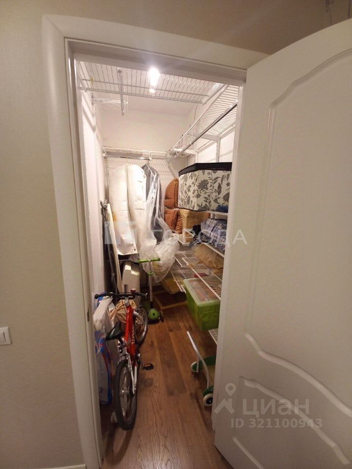 Продажа 2-комн квартиры на вторичном рынке Опалиха мкр, улица Дежнева, 11