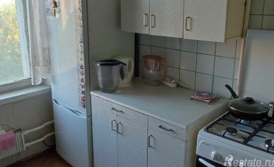 Продажа 2-комн квартиры на вторичном рынке Кронштадтский б-р,  д. 43,  к. 3