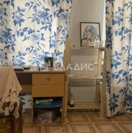 Продажа 3-комн квартиры на вторичном рынке Заозёрная улица,  д. 6