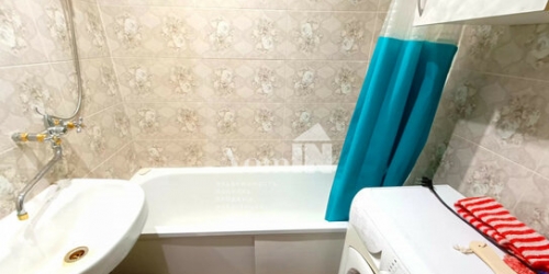 4-комн квартира Малая улица,  д. 40