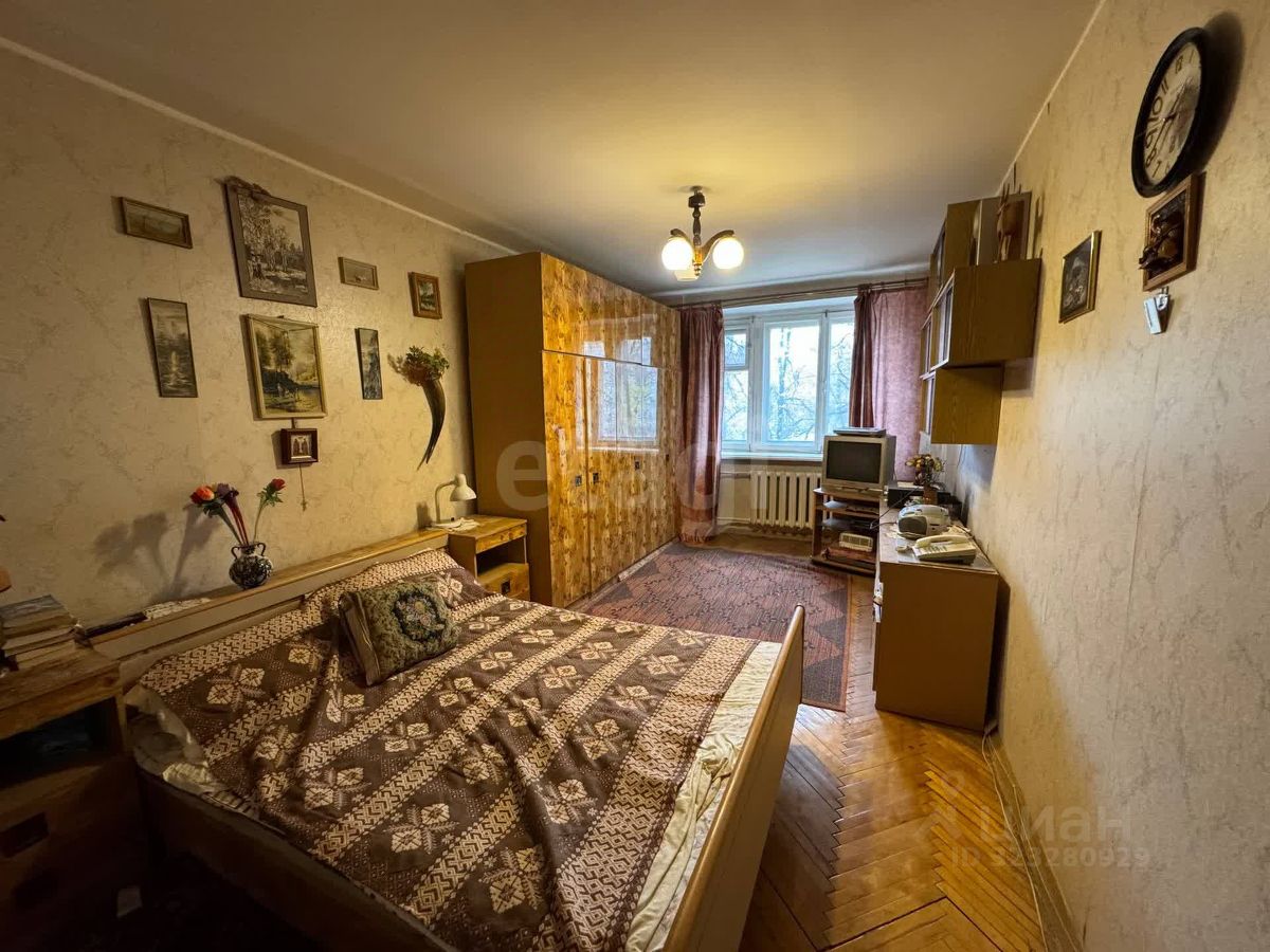 Продажа 2-комн квартиры на вторичном рынке Тайнинская улица, 16К2