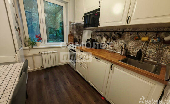 Продажа 3-комн квартиры на вторичном рынке Кировоградская улица,  д. 24 к4