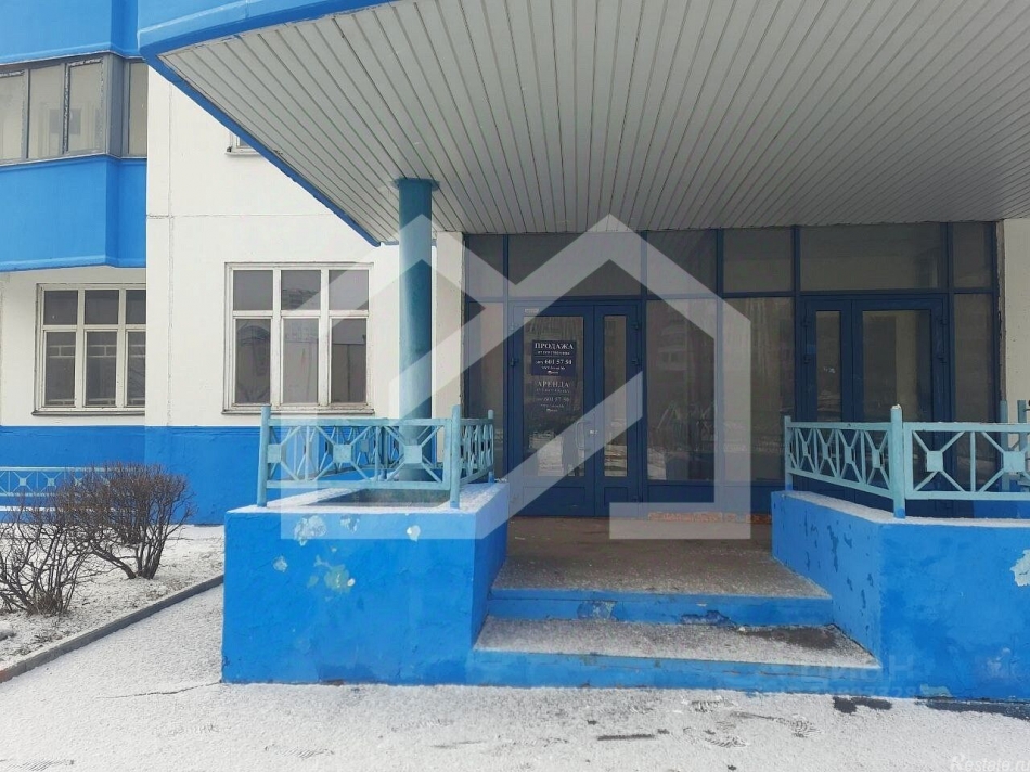 Продажа торгового помещения Лухмановская улица,  д. 27