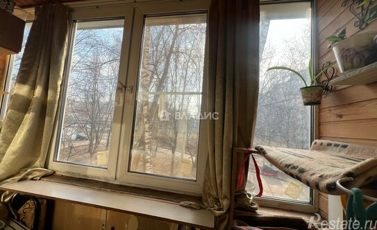 Продажа 1-комн квартиры на вторичном рынке улица Мусы Джалиля,  д. 13