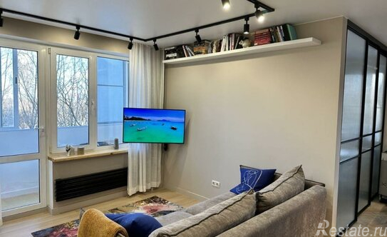 Продажа 2-комн квартиры на вторичном рынке улица Пудовкина,  д. 17