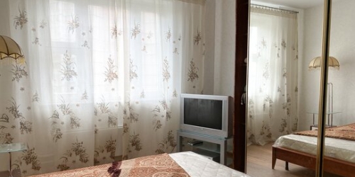 2-комн квартира улица Маршала Кожедуба,  д. 4